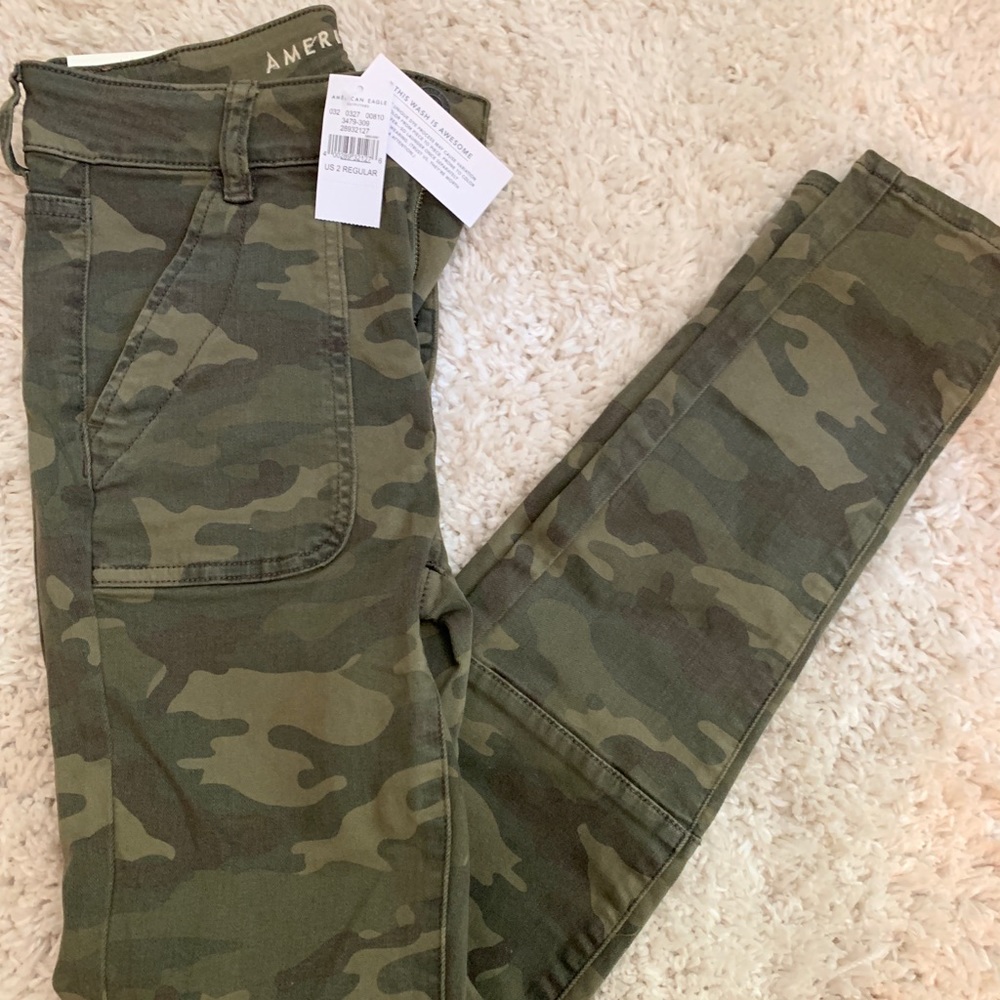 NWT Camo American Eagle jeans